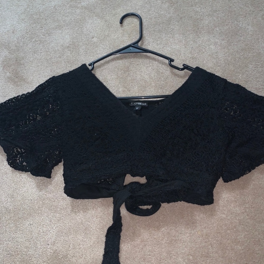 Black knit crop top